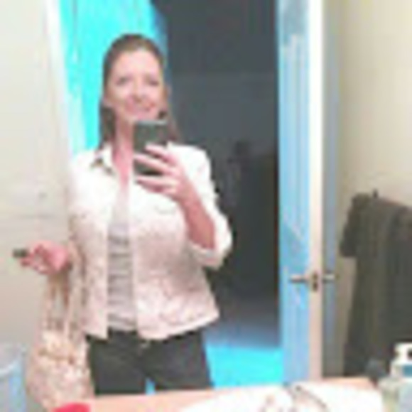 Meet your Posher, Roberta - Picture 1 of 1